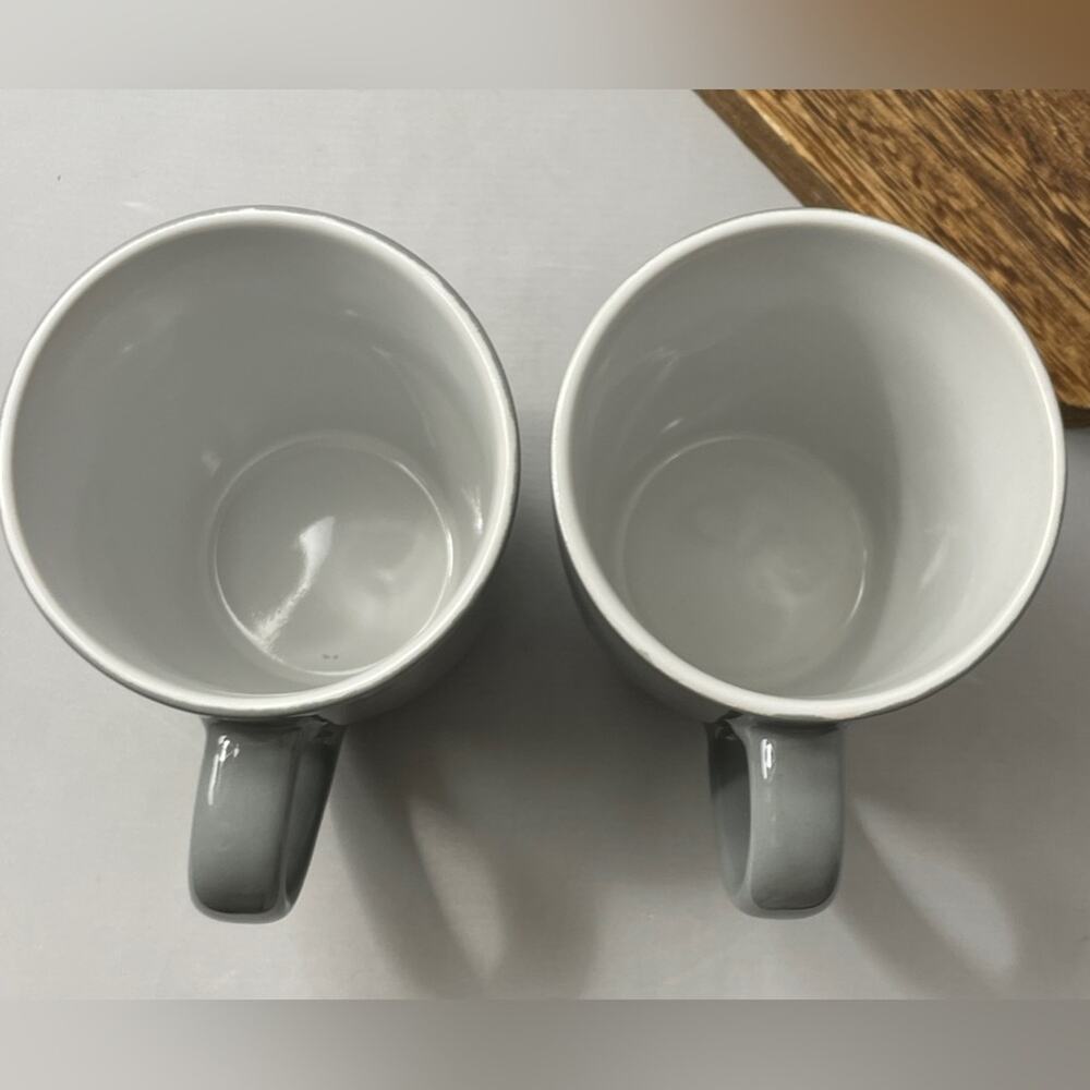 2 Winter Mitten Grey Coffee Mugs by California Pantry, so‎ cute! - Picture 5 of 5
